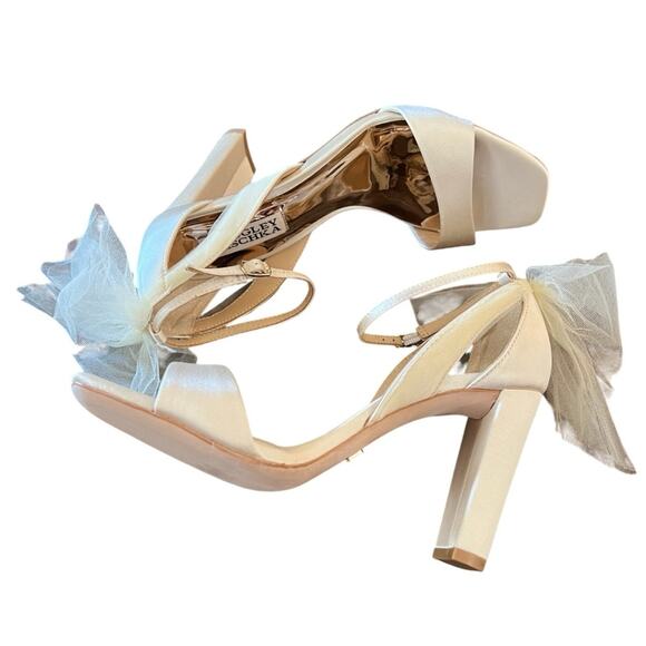Badgley Mischka Kim Mesh Tulle Back  Bow Block Heel Wedding Ivory NEW Size 6 - Picture 7 of 10